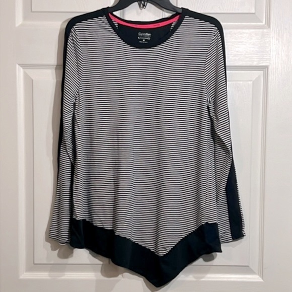 Calvin Klein Performance top - Black and white stripes - Size Medium - Picture 1 of 4